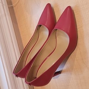 MICHAEL Micheal kors size 7 red heels